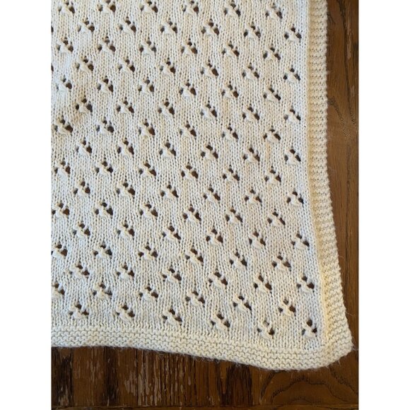 Handmade Cream Knit Baby Blanket 34"x42' - Picture 2 of 6